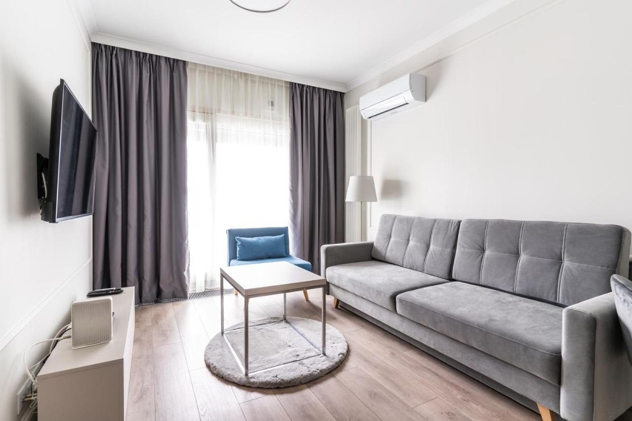 Butas Apartament Mennica - Chic Warsaw